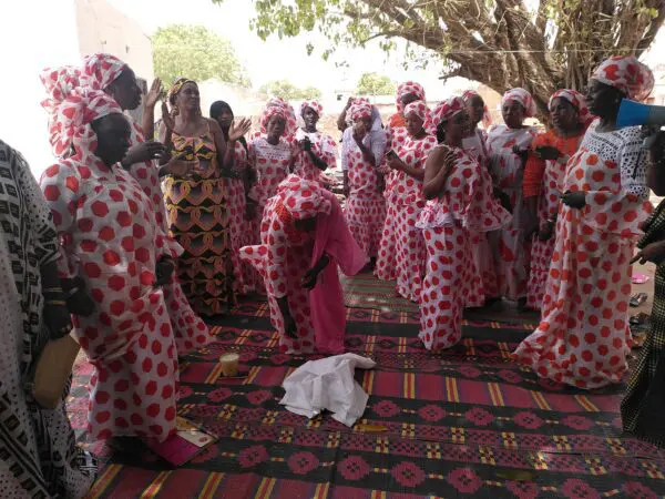 Wohlergehen und Stabilität führt zu mehr Frieden